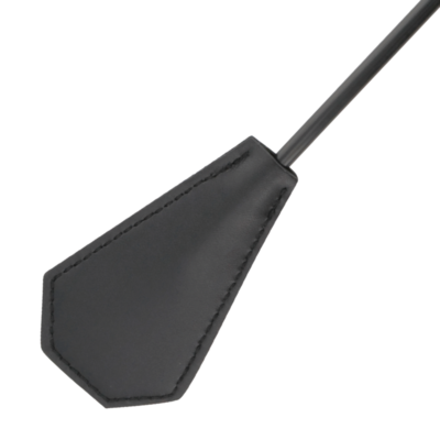 Darkness - Fouet À Plumes Noires